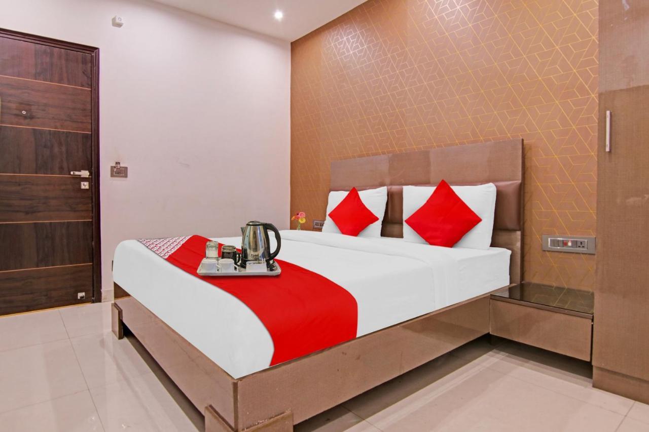Hotel 19 West 뉴델리 외부 사진