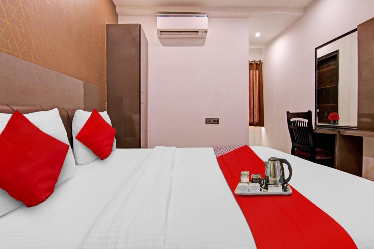 Hotel 19 West 뉴델리 외부 사진