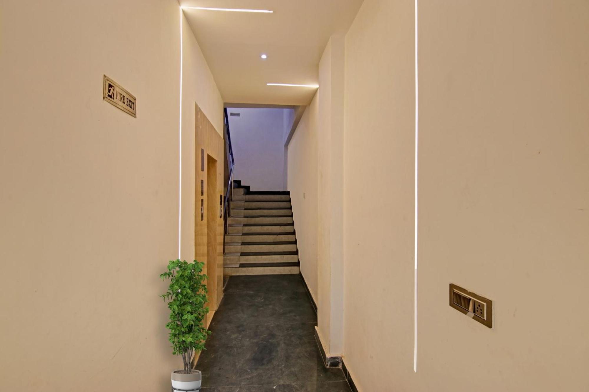 Hotel 19 West 뉴델리 외부 사진