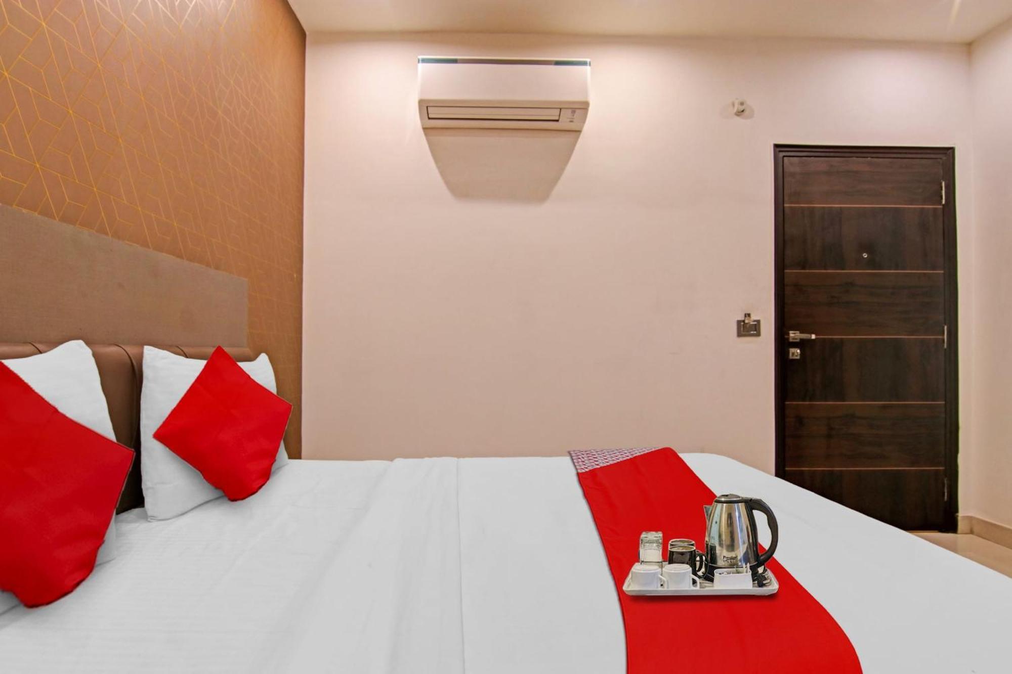 Hotel 19 West 뉴델리 외부 사진
